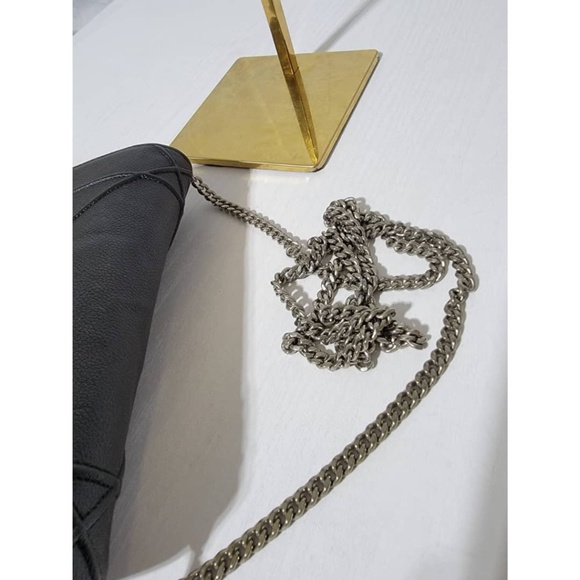 Authentic CHRISTIAN DIOR Diorama Wallet On Chain Black - Picture 11 of 16